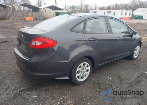 2012 Ford Fiesta S из США, поврежденный, VIN 3FADP4AJ3CM156794